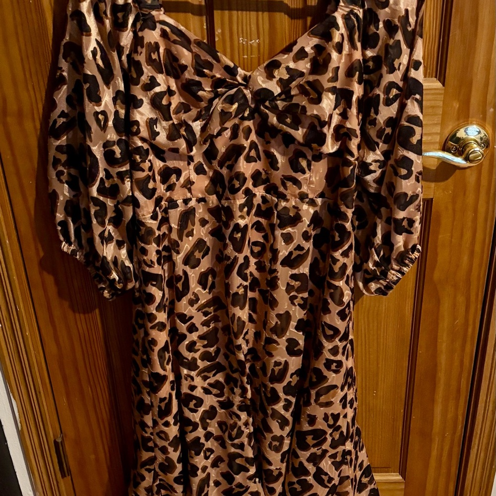 Hutch Twist Puff Midi Dress Brown Leopard Cheetah
